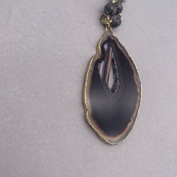 Faceted Nephrite Beads & Pendant Gold Tone Chain Necklace Lobster Closure 18 in - Picture 4 of 6